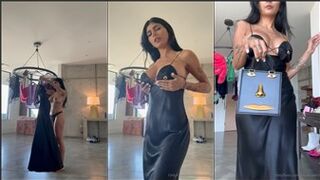 Mia Khalifa Nude Robe Try On