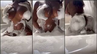 Ellie The Empress Nude Soapy Shower PPV Onlyfans Video Leaked